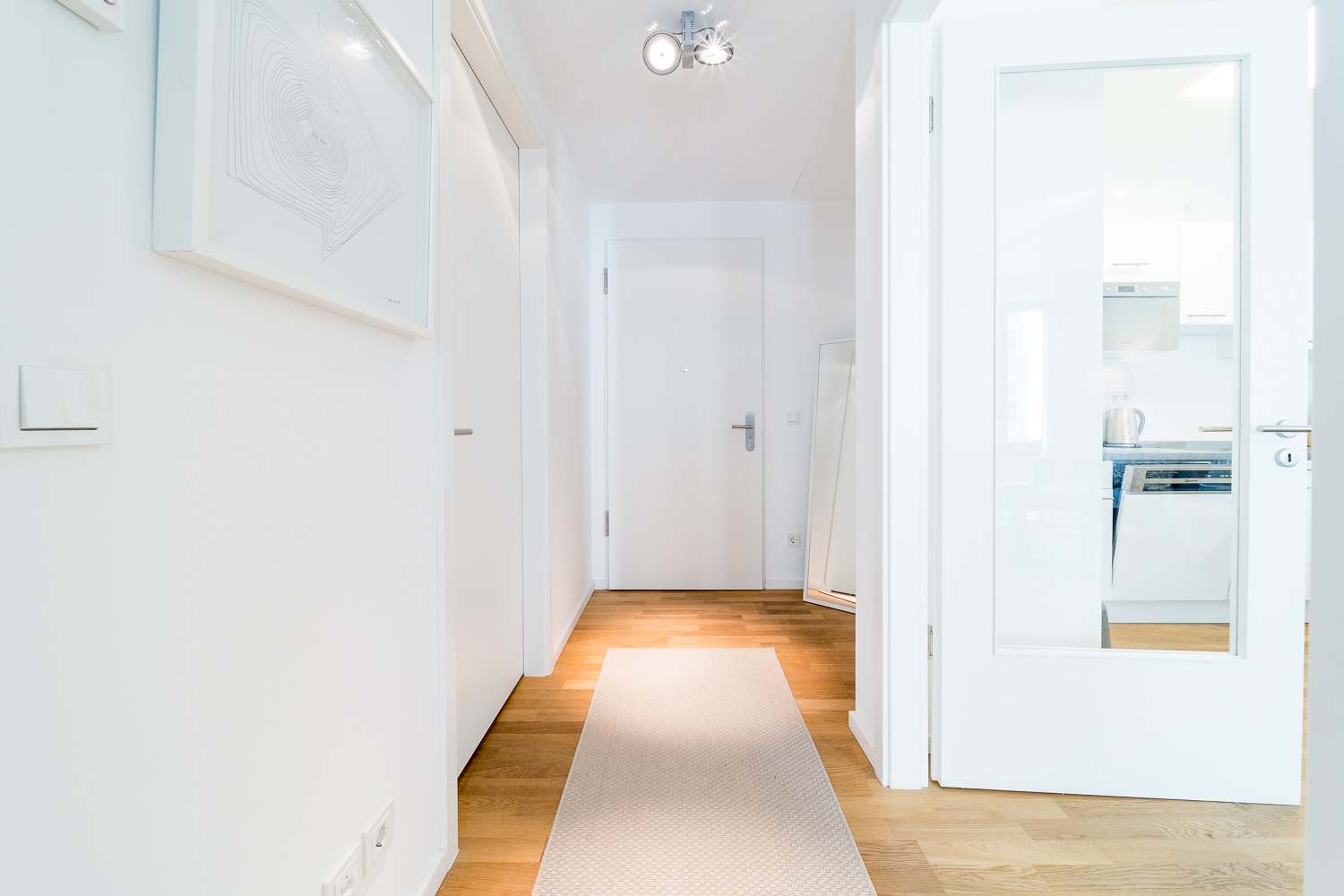 LUXURY 2 ROOM APARTMENT BERLIN MITTE - White Apartments