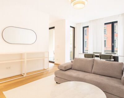 Schön möblierte 2-Zimmer-Altbauwohnung in Leipzig-Schleußig – Balkon & Top-Lage!