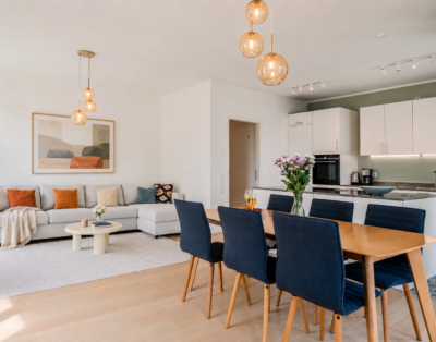 Spacious 3-Room Apartment in the Heart of Mauerpark + Optional Underground Parking – Close to the Ringbahn